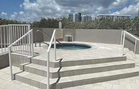 Eigentumswohnung – Collins Avenue, Miami, Florida,  Vereinigte Staaten. $749 000