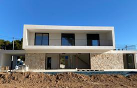 4-zimmer einfamilienhaus 430 m² in Calp, Spanien. 1 699 000 €