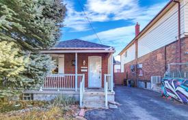 4-zimmer haus in der stadt in Etobicoke, Kanada. C$1 379 000