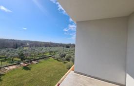 2-zimmer wohnung 74 m² in Umag, Kroatien. 372 000 €