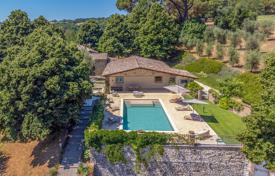 16-zimmer landgut 835 m² in Orvieto, Italien. 2 600 000 €