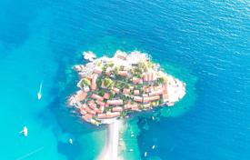 4-zimmer villa 420 m² in Sveti Stefan, Montenegro. 1 385 000 €