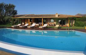 Villa – San Teodoro, Sardinien, Italien. 5 900 €  pro Woche