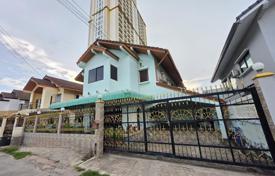 4-zimmer villa 160 m² in Pattaya, Thailand. $202 000