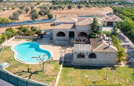 4-zimmer villa 420 m² auf der Peloponnes, Griechenland. 1 250 000 €