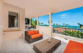 Wohnung – Fisher Island Drive, Miami Beach, Florida,  Vereinigte Staaten. 4 200 €  pro Woche