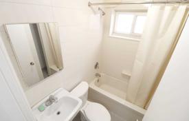 12-zimmer haus in der stadt in York, Kanada. C$1 677 000