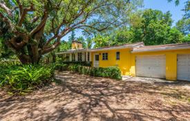 Einfamilienhaus – Miami, Florida, Vereinigte Staaten. $2 400 000