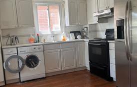 11-zimmer stadthaus in North York, Kanada. C$1 786 000