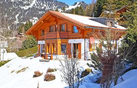 Einfamilienhaus – Villars-sur-Ollon, Kanton Waadt, Schweiz. 3 250 €  pro Woche