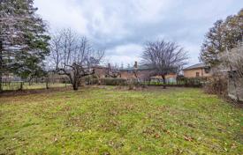 3-zimmer haus in der stadt in North York, Kanada. C$2 600 000