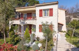 7-zimmer villa in Tourrettes-sur-Loup, Frankreich. 890 000 €