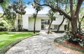 Villa – Coral Gables, Florida, Vereinigte Staaten. 3 180 000 €