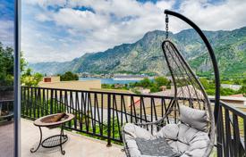 4-zimmer einfamilienhaus 120 m² in Kotor city, Montenegro. 600 000 €