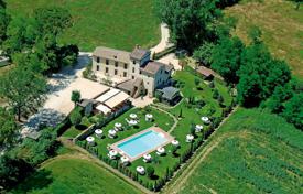 Villa – San Gimignano, Siena, Toskana,  Italien. 3 200 000 €