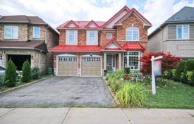 Haus in der Stadt – Scarborough, Toronto, Ontario,  Kanada. C$1 363 000