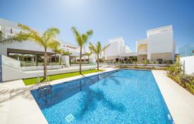 Villa – Marbella, Andalusien, Spanien. 1 900 000 €
