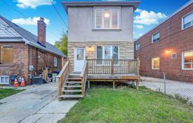 Haus in der Stadt – Woodbine Avenue, Toronto, Ontario,  Kanada. C$1 395 000