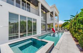 Villa – Sunny Isles Beach, Florida, Vereinigte Staaten. 4 370 000 €