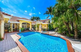 5-zimmer haus in der stadt 484 m² in Palmetto Bay, Vereinigte Staaten. $2 050 000