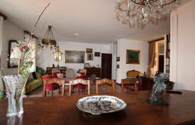 9-zimmer wohnung in Mailand, Italien. 1 530 000 €