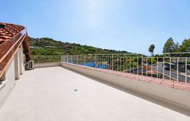 4-zimmer wohnung 114 m² in Ligurien, Italien. 450 000 €