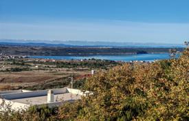 Grundstück in Ražanac, Kroatien. 299 000 €