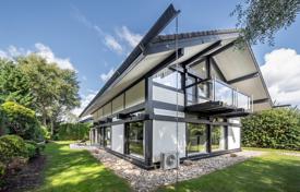 5-zimmer villa 240 m² in Piņķi, Lettland. 700 000 €