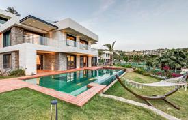 6-zimmer villa 650 m² in Torba, Türkei. 180 467 000 TRY