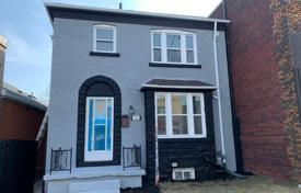 6-zimmer haus in der stadt in York, Kanada. C$1 063 000