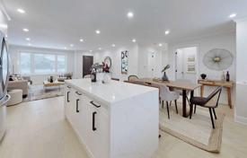5-zimmer haus in der stadt in North York, Kanada. C$1 840 000