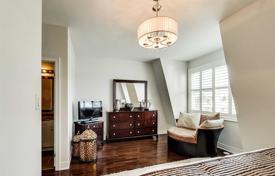 5-zimmer stadthaus in North York, Kanada. C$1 737 000