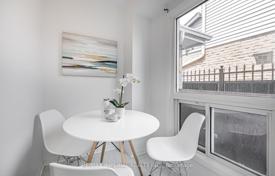 8-zimmer haus in der stadt in Scarborough, Kanada. C$1 575 000