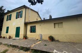 Villa – Follonica, Toskana, Italien. 670 000 €