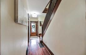 3-zimmer haus in der stadt in Old Toronto, Kanada. C$1 484 000