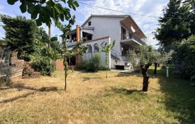 14-zimmer haus in der stadt 640 m² in Rijeka, Kroatien. 1 500 000 €