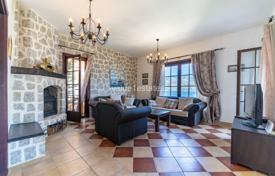 6-zimmer villa 324 m² in Herceg Novi (Stadt), Montenegro. 680 000 €