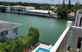 1-zimmer appartements in eigentumswohnungen 74 m² in Miami, Vereinigte Staaten. $260 000