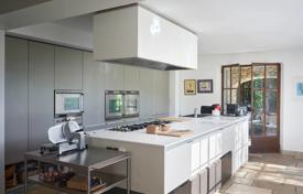 Villa – Mougins, Côte d'Azur, Frankreich. 10 500 €  pro Woche