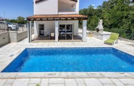 3-zimmer haus in der stadt 84 m² in Tinjan, Kroatien. 340 000 €