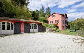 Grundstück in Lucca, Italien. 950 000 €