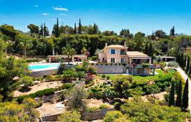 Villa – Peloponnes, Griechenland. 2 400 000 €