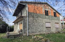 3-zimmer haus in der stadt 220 m² in Rijeka, Kroatien. 370 000 €
