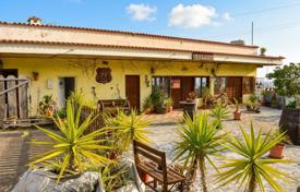 6-zimmer villa 570 m² in Santa Cruz de Tenerife, Spanien. 900 000 €