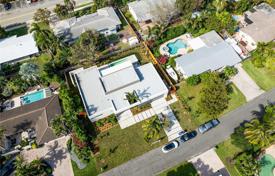 Haus in der Stadt – Fort Lauderdale, Florida, Vereinigte Staaten. $2 950 000