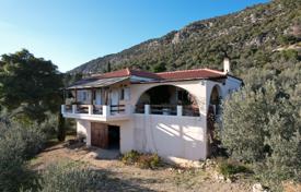 Villa – Ermioni, Administration of the Peloponnese, Western Greece and the Ionian Islands, Griechenland. 400 000 €