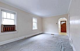 6-zimmer haus in der stadt in North York, Kanada. C$1 793 000