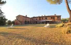 Villa – Siena, Toskana, Italien. 2 600 000 €