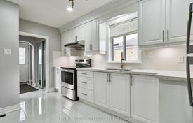 6-zimmer haus in der stadt in Scarborough, Kanada. C$1 544 000