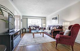 10-zimmer haus in der stadt in Scarborough, Kanada. C$1 523 000